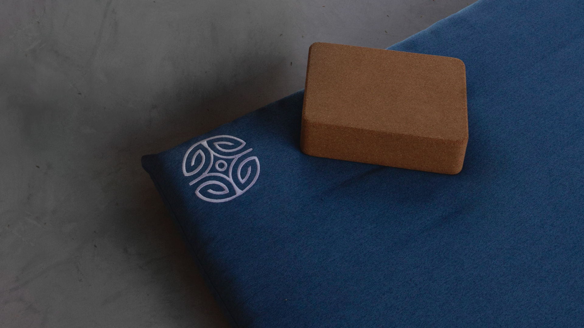 Behance_Wellness-Sanctuary-Branding_V02OCT25_02 Behance_Wellness-Sanctuary-Branding_V02OCT25_02